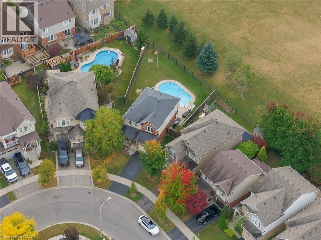 240 Emick Drive, Hamilton, Ontario  L9K 0E1 - Photo 3 - 40867148