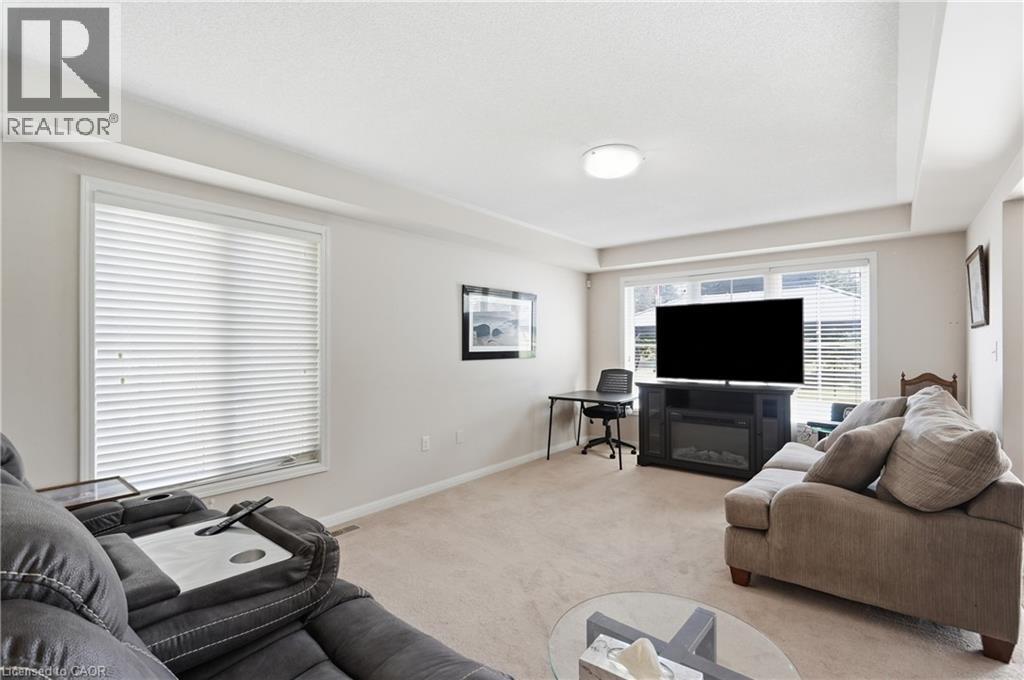 240 Emick Drive, Hamilton, Ontario  L9K 0E1 - Photo 7 - 40867148