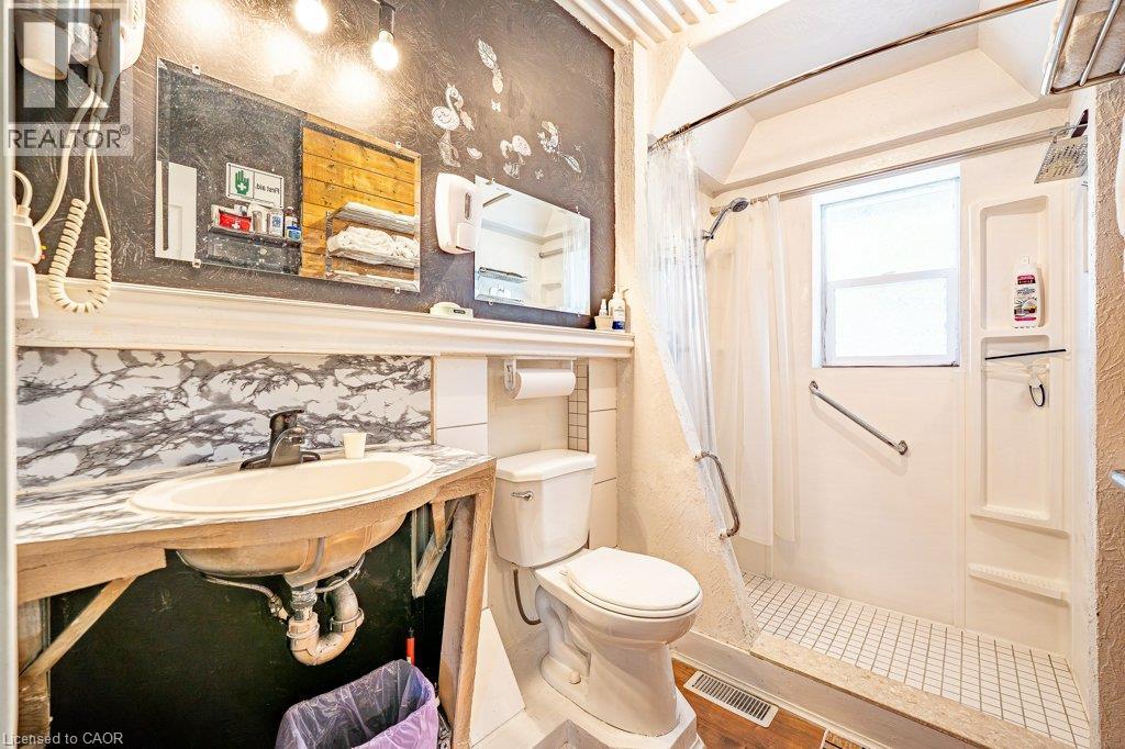 82 Kehl Street, Kitchener, Ontario  N2M 3T9 - Photo 10 - 40872254
