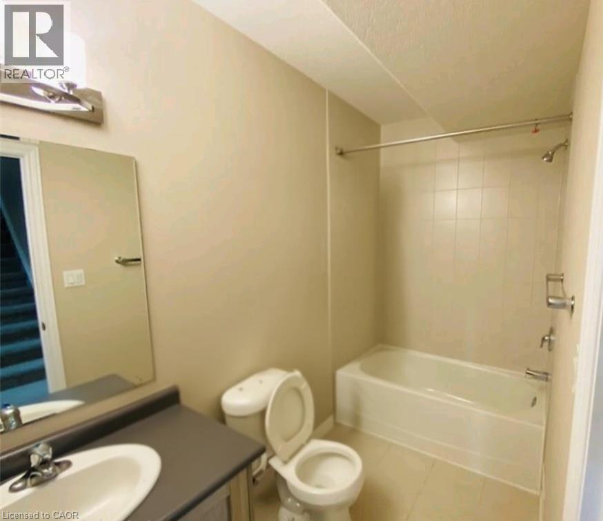 319 Moorlands Crescent, Kitchener, Ontario  N2P 0C5 - Photo 13 - 40872347