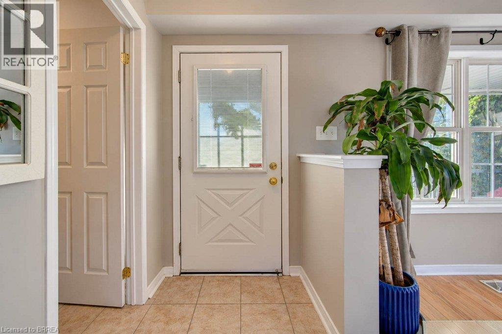 112 Osborn Avenue, Brantford, Ontario  N3T 6S1 - Photo 5 - 40872429