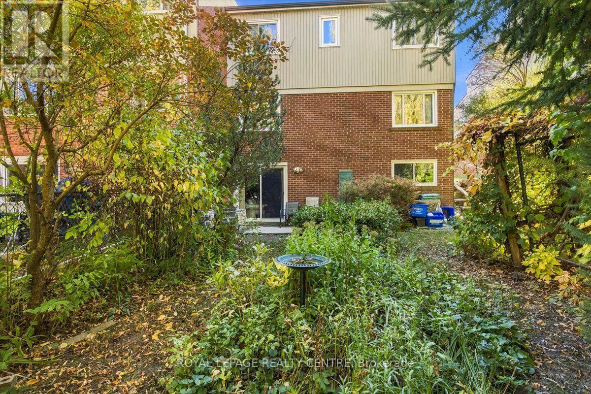 3581 Ash Row Crescent, Mississauga, Ontario  L5L 1K3 - Photo 33 - W14097452
