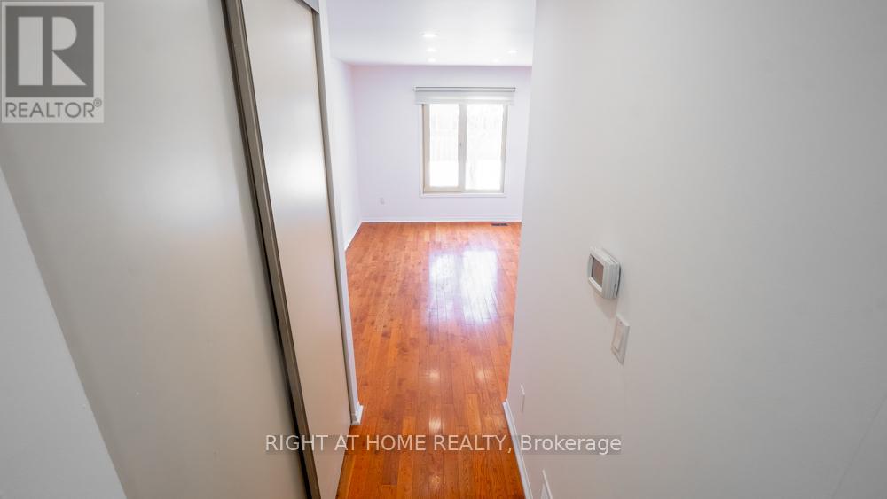 3932 Rushton Crescent, Mississauga, Ontario  L5L 4H8 - Photo 18 - W14097594