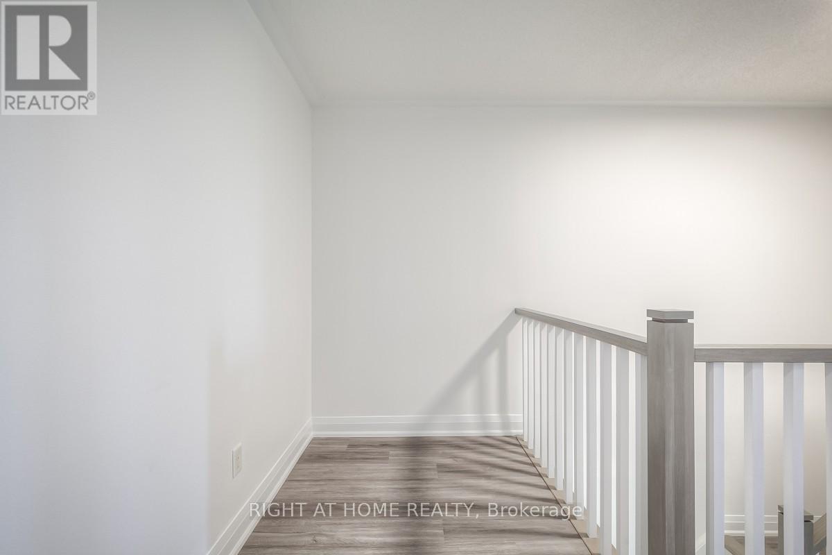 7401 Village Walk, Mississauga (Meadowvale Village), Ontario  L5W 1X6 - Photo 32 - W14097658