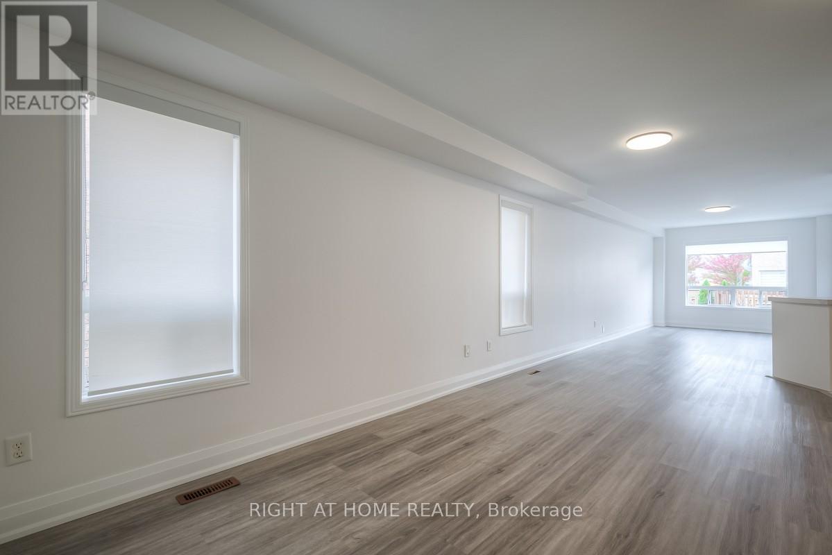 7401 Village Walk, Mississauga (Meadowvale Village), Ontario  L5W 1X6 - Photo 7 - W14097658