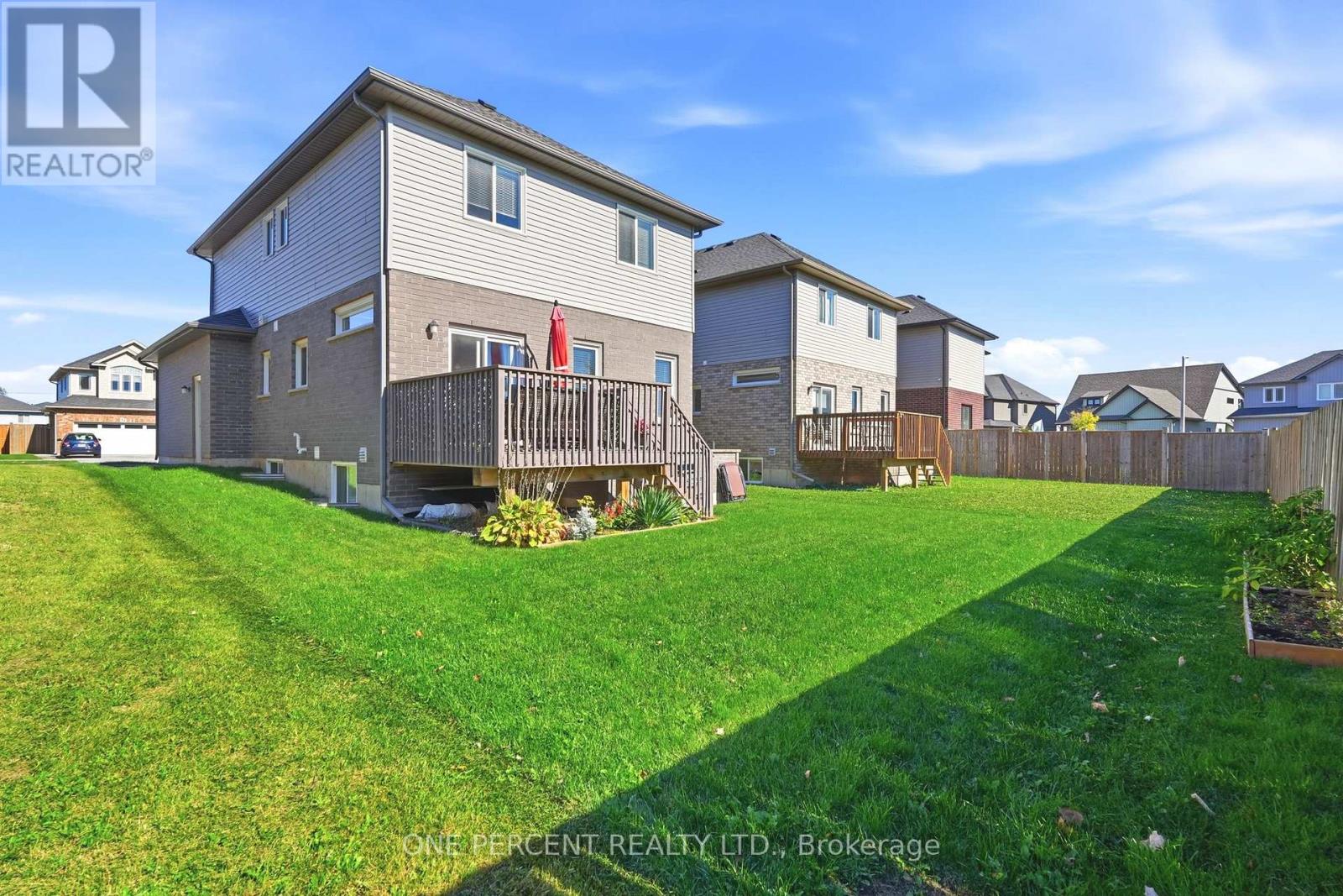 71 Laurent Avenue, Welland (Lincoln/crowland), Ontario  L3B 0E2 - Photo 31 - X14097448