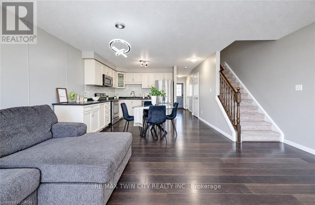 63 Sorrento Street, Kitchener, Ontario  N2R 0A4 - Photo 8 - X14097566