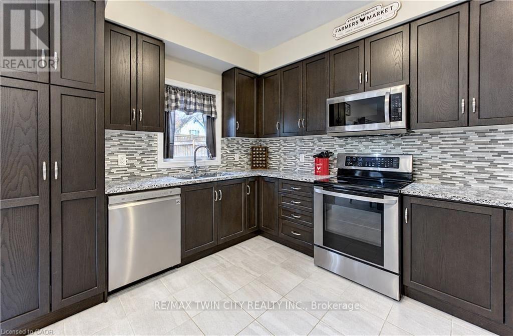184 Snyder Avenue N, Woolwich, Ontario  N3B 0C9 - Photo 12 - X14097626