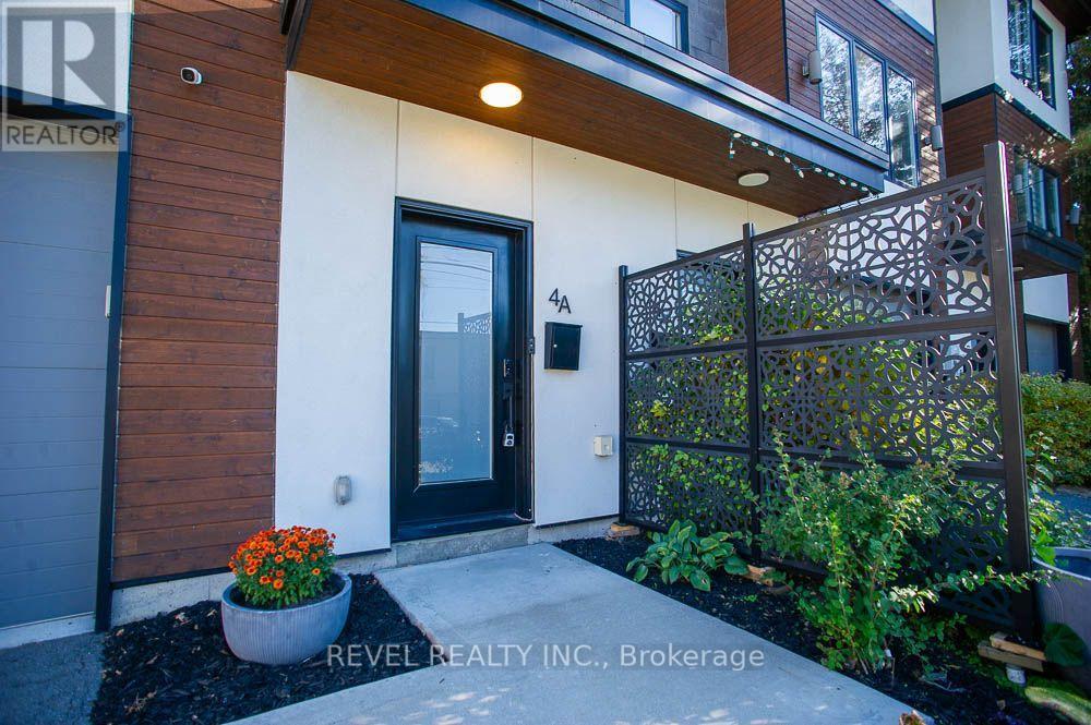 4a Harris Avenue, Brantford, Ontario  N3R 2E9 - Photo 3 - X14097652