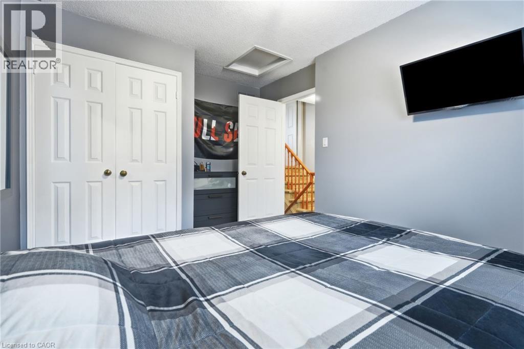 31 Karsh Crescent, Waterdown, Ontario  L0R 2H5 - Photo 20 - 40871775