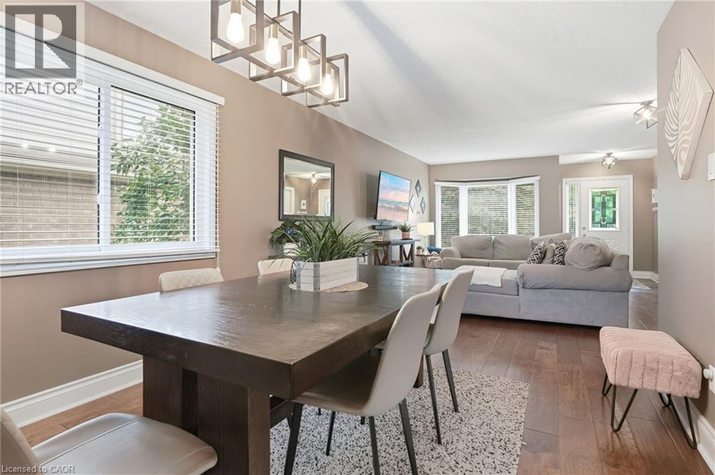 31 Karsh Crescent, Waterdown, Ontario  L0R 2H5 - Photo 7 - 40871775