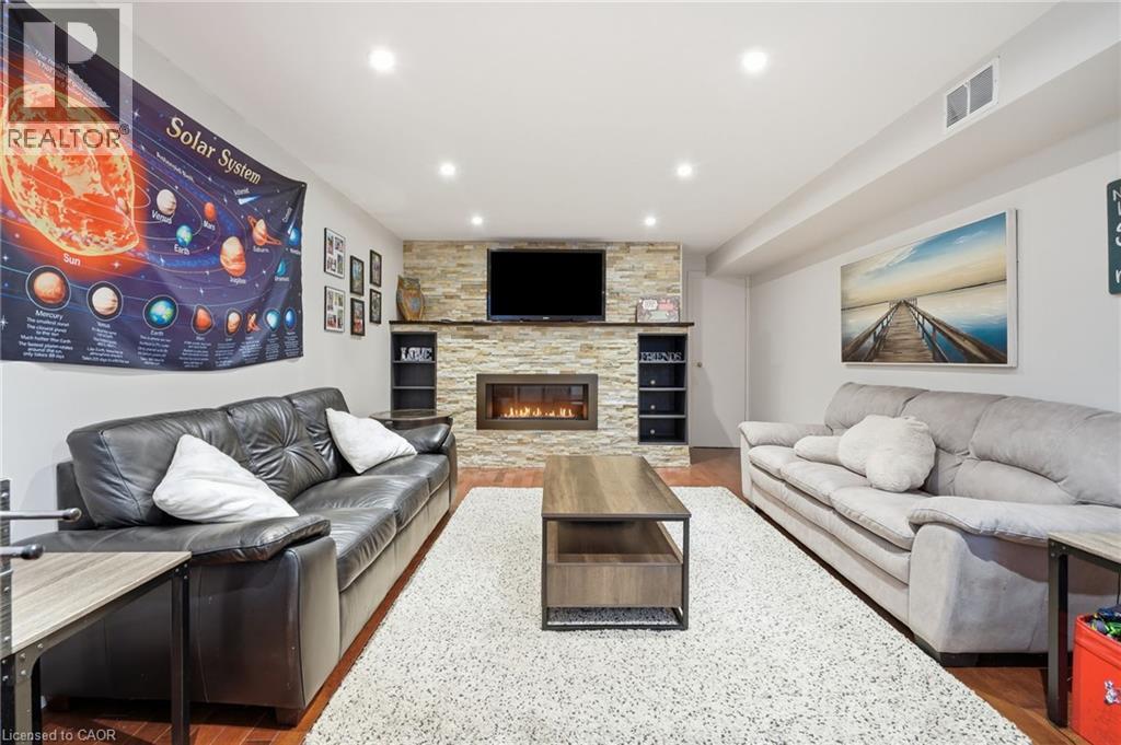 31 Karsh Crescent, Waterdown, Ontario  L0R 2H5 - Photo 40 - 40871775