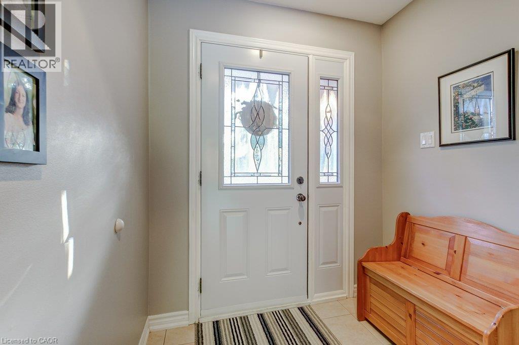 1485 Newlands Crescent, Burlington, Ontario  L7M 1N8 - Photo 3 - 40872334