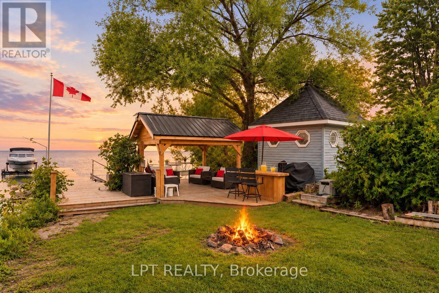 427 Lake Drive E, Georgina, Ontario  L0E 1S0 - Photo 3 - N14096596