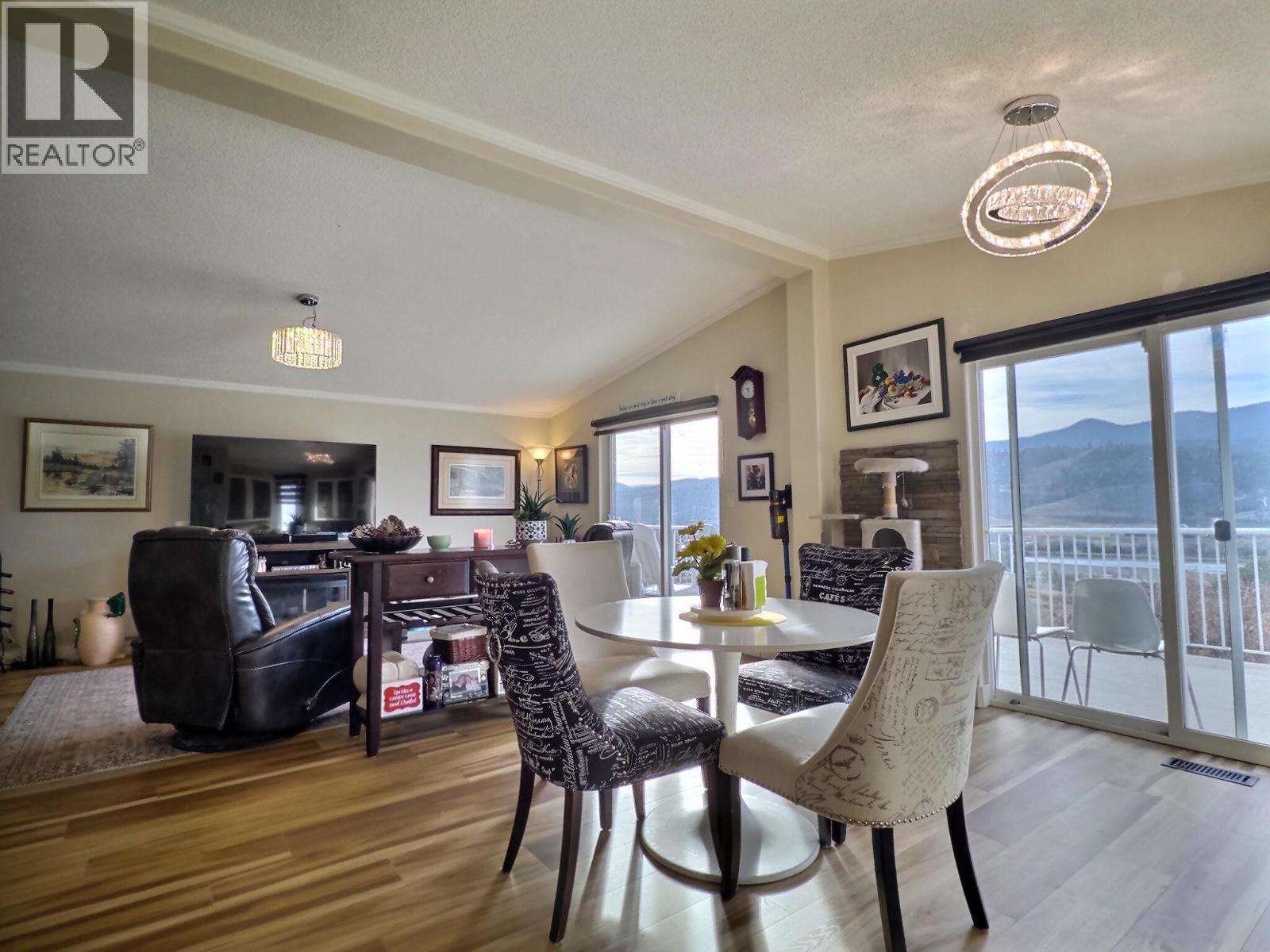 3099 SHUSWAP  E Road Unit# 6