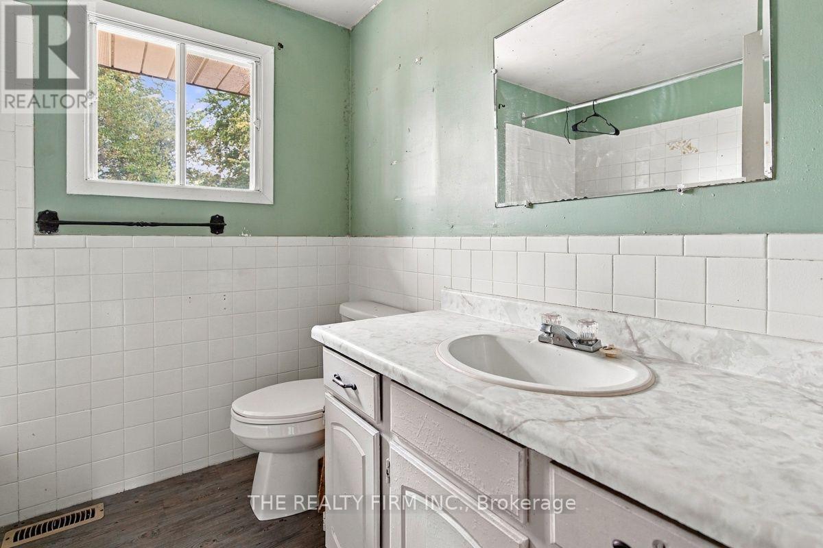 195-197 Southfield Drive, Strathroy-Caradoc, Ontario  N7G 3V3 - Photo 22 - X14097750