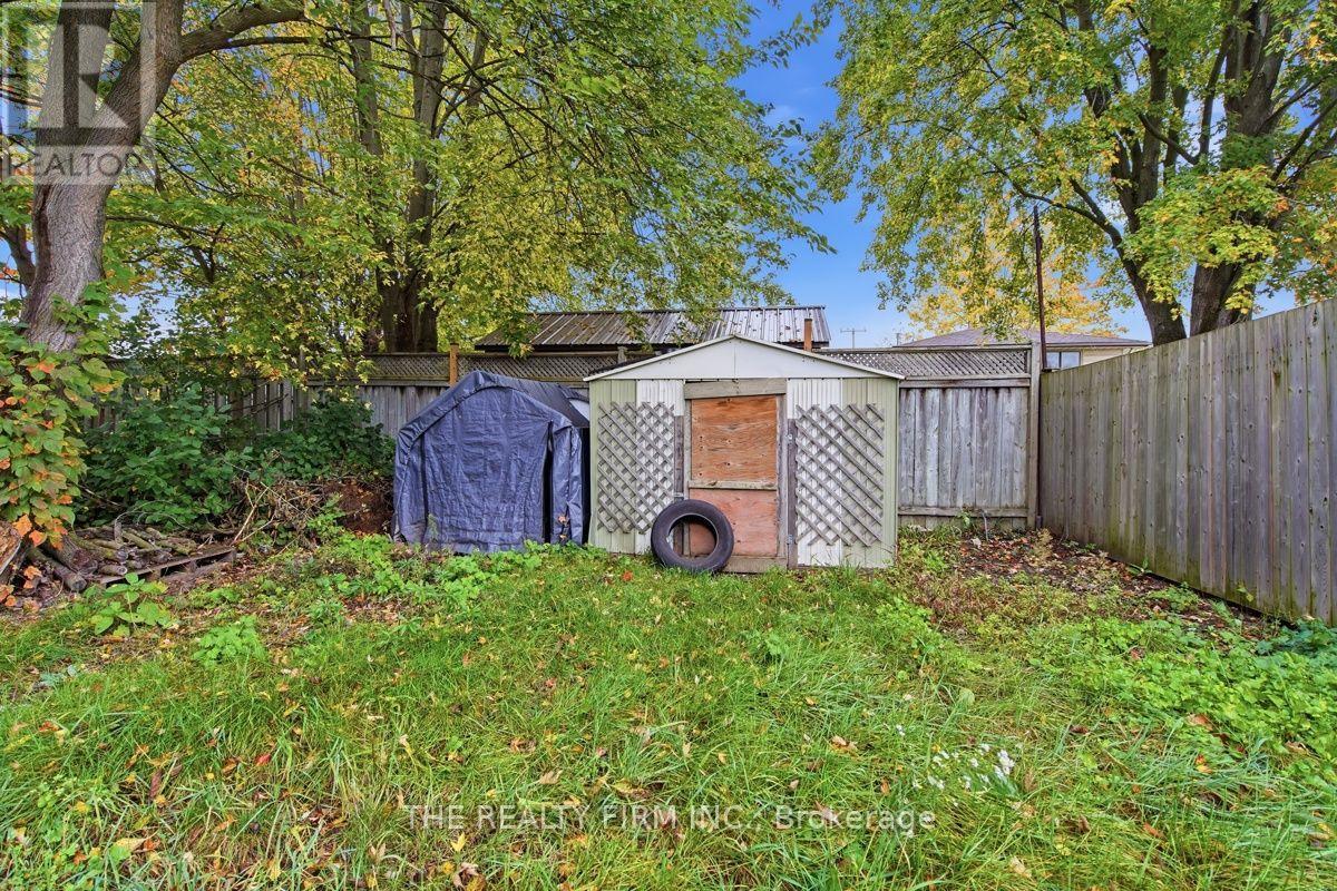 195-197 Southfield Drive, Strathroy-Caradoc, Ontario  N7G 3V3 - Photo 27 - X14097750
