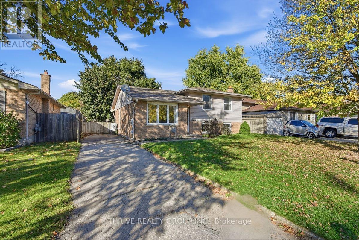 3 Parcreek Place, Strathroy-Caradoc, Ontario  N7G 3S1 - Photo 3 - X14097806