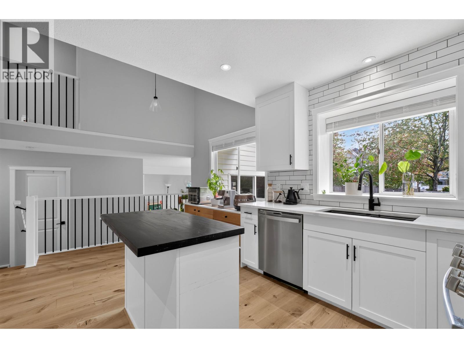 11908 Meadowlark Drive, Maple Ridge, British Columbia  V2X 9L7 - Photo 12 - R3174371