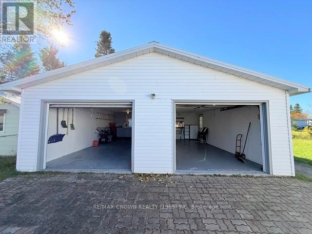 63 De L'etang Boulevard, Kapuskasing, Ontario  P5N 2M8 - Photo 35 - T14097772