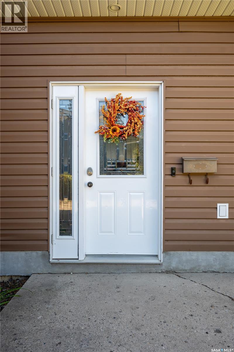 444 Mountview Road, Yorkton, Saskatchewan  S3N 2L3 - Photo 4 - SK051320