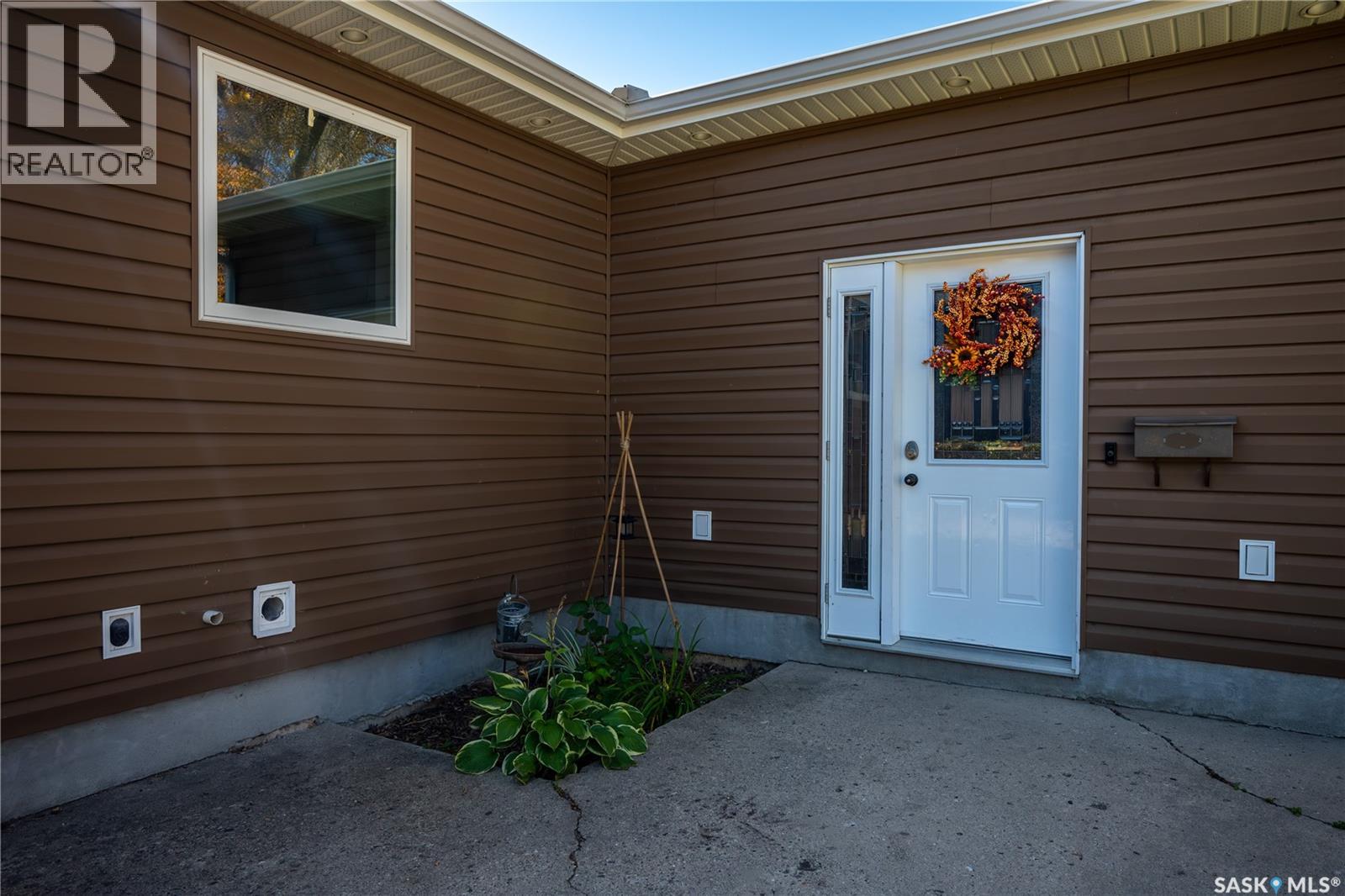 444 Mountview Road, Yorkton, Saskatchewan  S3N 2L3 - Photo 3 - SK051320