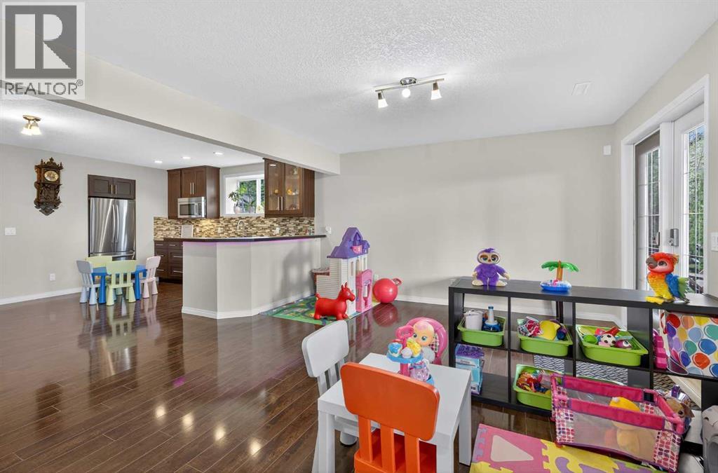 108 Rainbow Falls Row, Chestermere, Alberta  T1X 0N7 - Photo 33 - A2352700