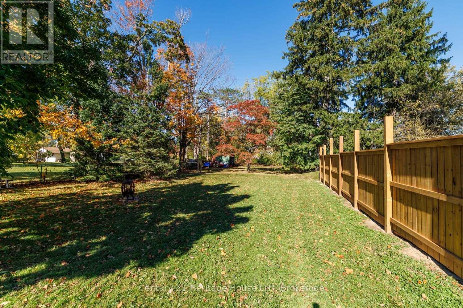 222 Phipps Street, Fort Erie (Central), Ontario L2A 2V5 - Photo 6 - X14097728
