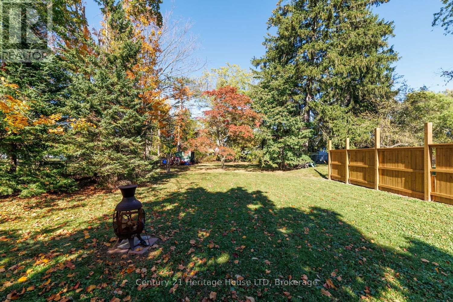 222 Phipps Street, Fort Erie (Central), Ontario L2A 2V5 - Photo 9 - X14097728