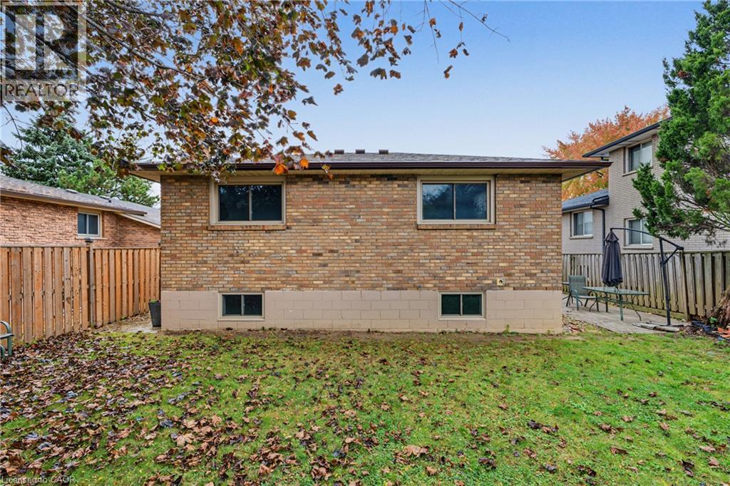 8 Valanna Court, Hamilton, Ontario  L9C 7A3 - Photo 39 - 40871373