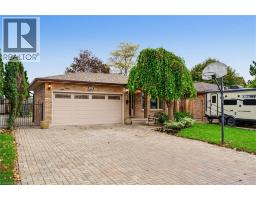 8 VALANNA Court, hamilton, Ontario