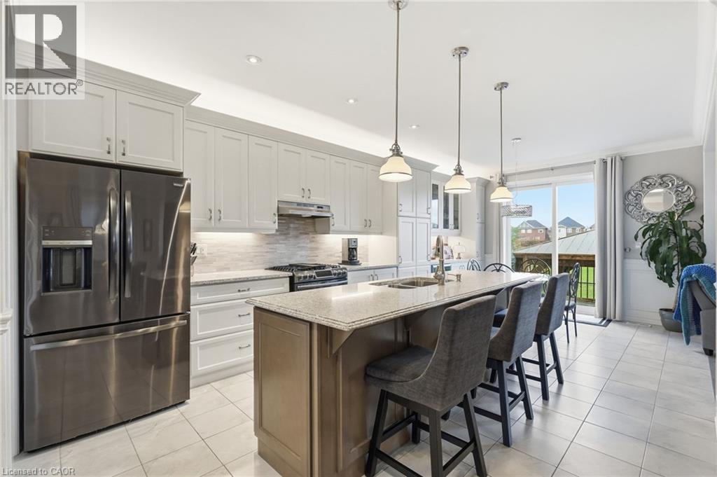 23 Forest Ridge Avenue, Waterdown, Ontario  L8B 1V5 - Photo 8 - 40872394