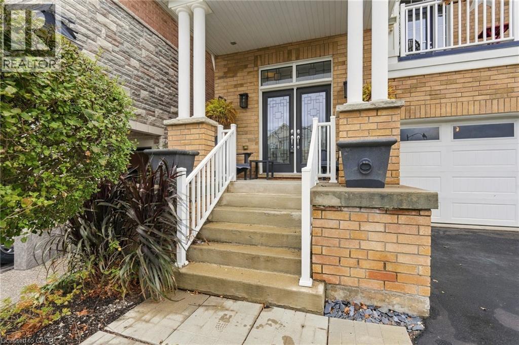 23 Forest Ridge Avenue, Waterdown, Ontario  L8B 1V5 - Photo 3 - 40872394