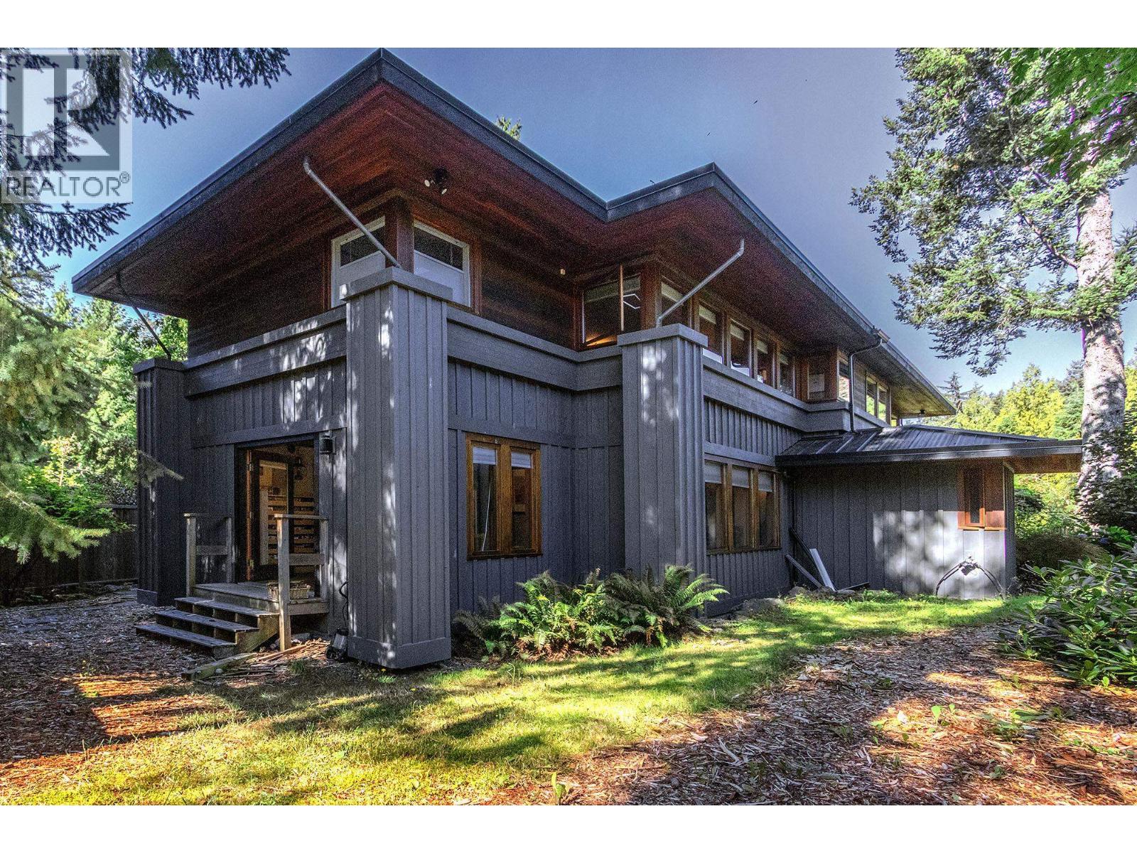 496 Melmore Road, Bowen Island, British Columbia  V0N 1G1 - Photo 3 - R3176872