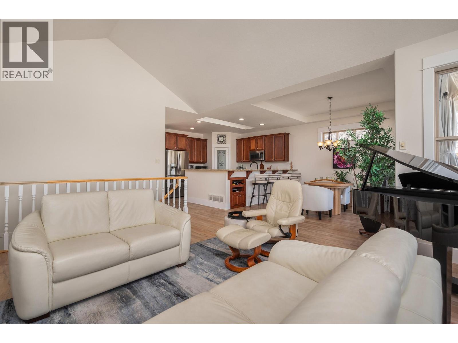 7760 Okanagan Landing Road Unit# 27