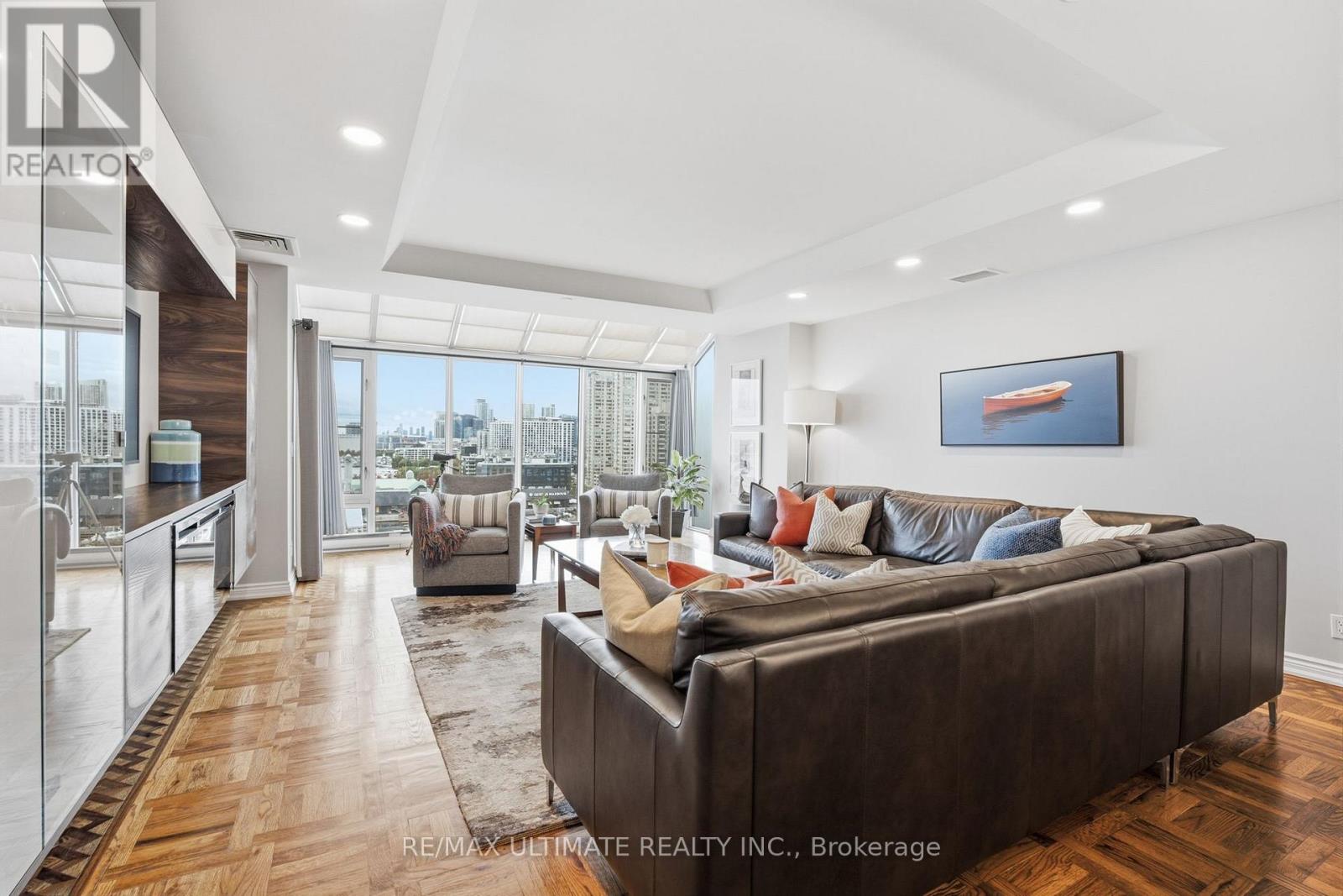 1105 - 211 Queens Quay W, Toronto, Ontario  M5J 2M6 - Photo 10 - C14097736