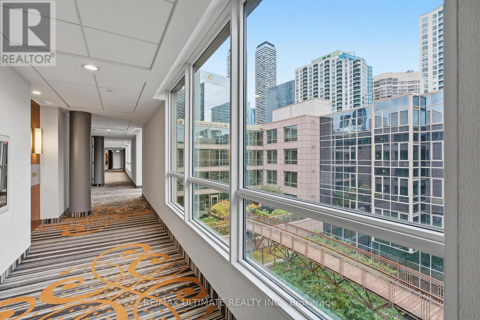 1105 - 211 Queens Quay W, Toronto, Ontario  M5J 2M6 - Photo 4 - C14097736
