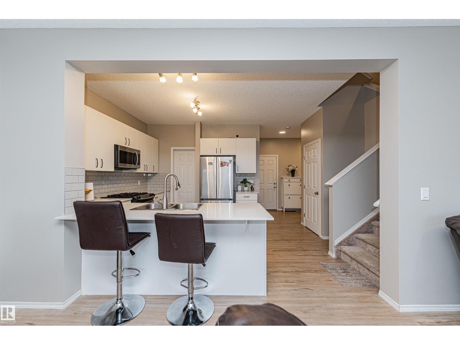9616 230 ST NW