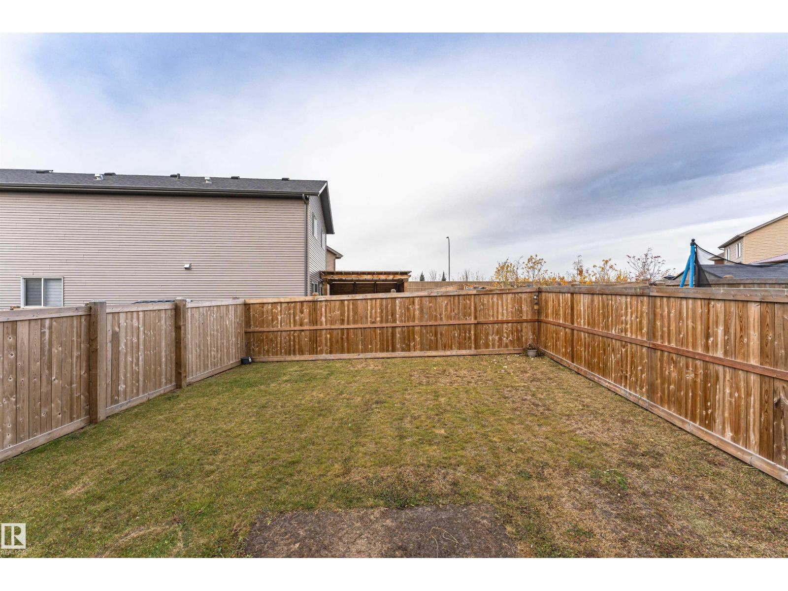 9616 230 ST NW
