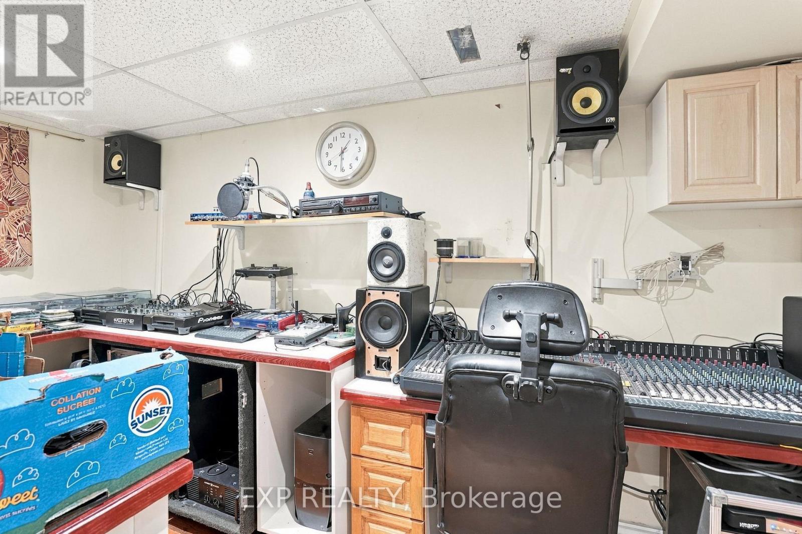 88 Valdor Drive, Toronto, Ontario  M1V 1R5 - Photo 23 - E14097762