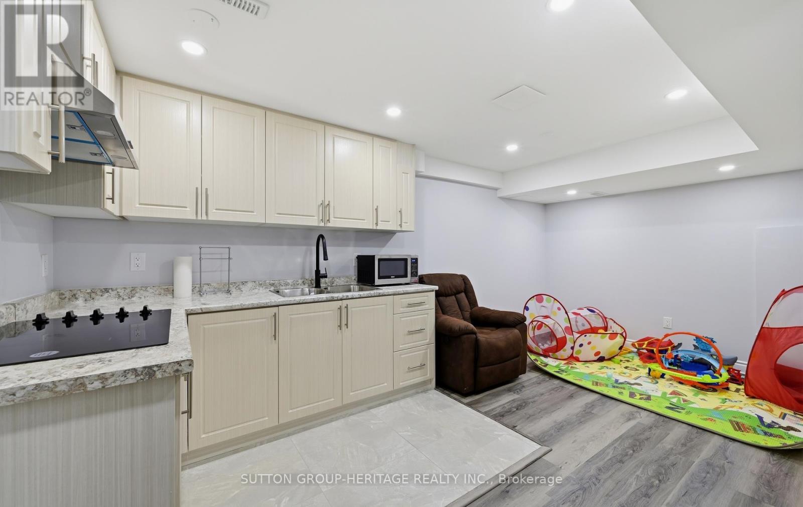 29 Tozer Crescent, Ajax, Ontario  L1T 4Z9 - Photo 24 - E14097816
