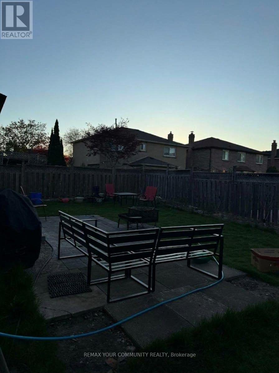 Bsmt - 533 Gardenview Square, Pickering, Ontario  L1V 4R7 - Photo 10 - E14097846