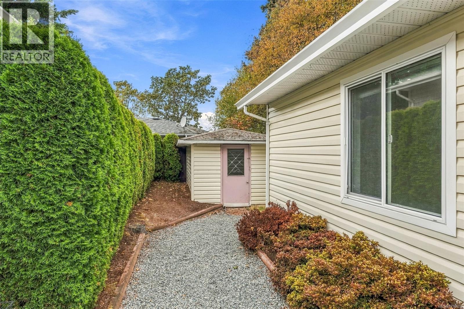 3 Eagle Lane, View Royal, British Columbia V9A 7M2 - Photo 49 - 1052628