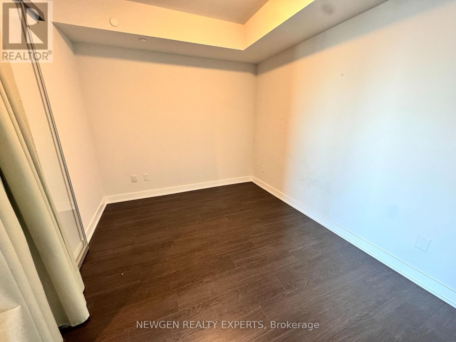 3504 - 430 Square One Drive, Mississauga, Ontario  L5B 0L6 - Photo 16 - W13885508