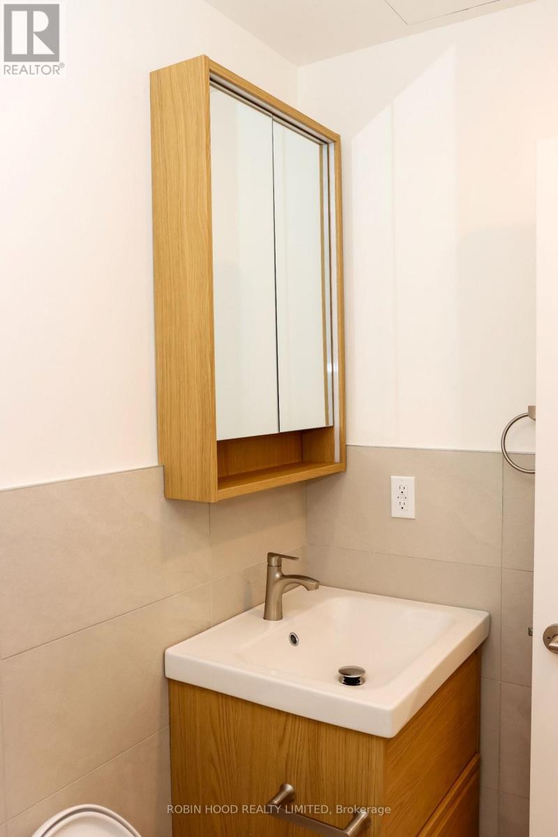 2 - 247 Pacific Avenue, Toronto (High Park North), Ontario  M6P 2P7 - Photo 17 - W14097720