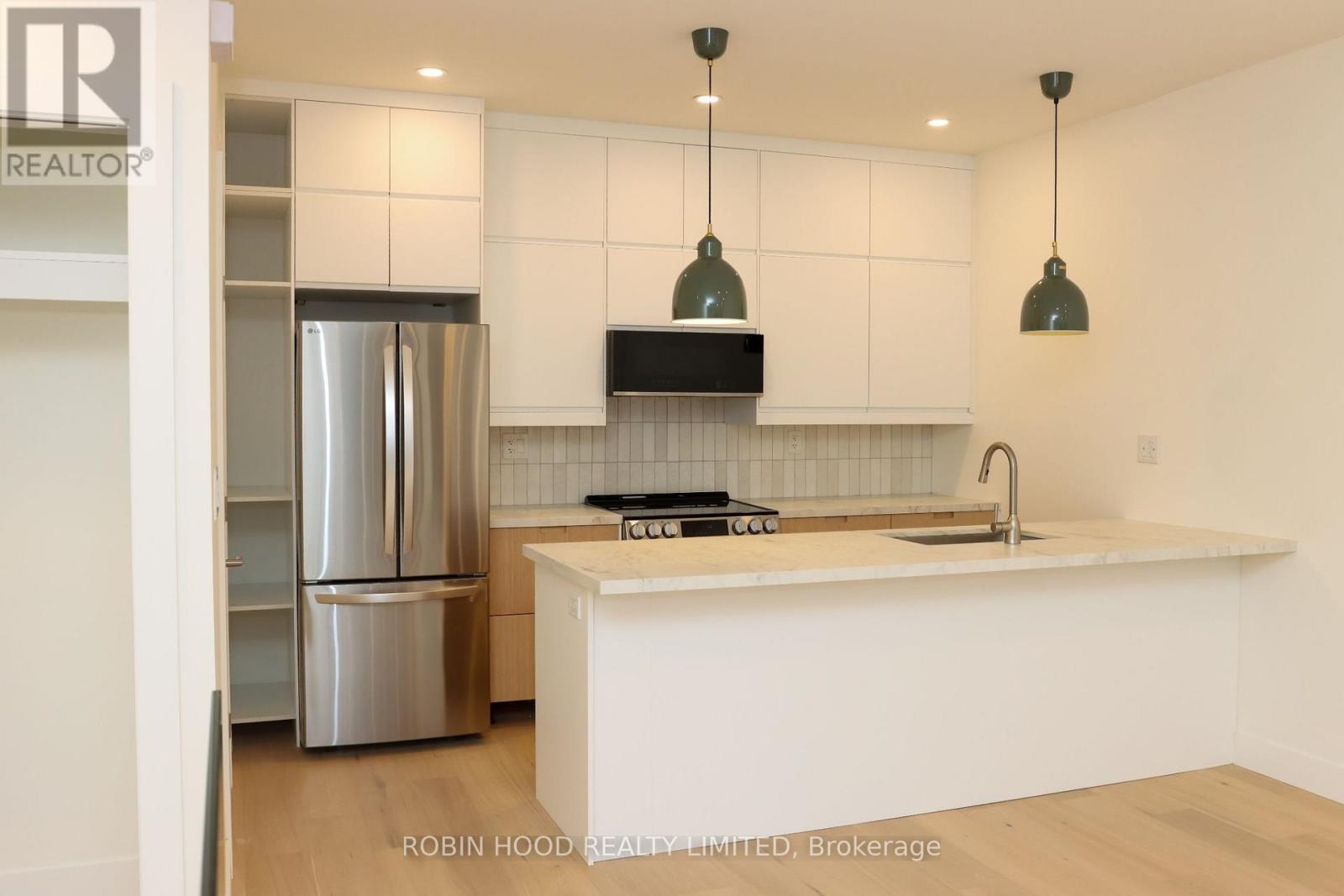 2 - 247 Pacific Avenue, Toronto (High Park North), Ontario  M6P 2P7 - Photo 2 - W14097720