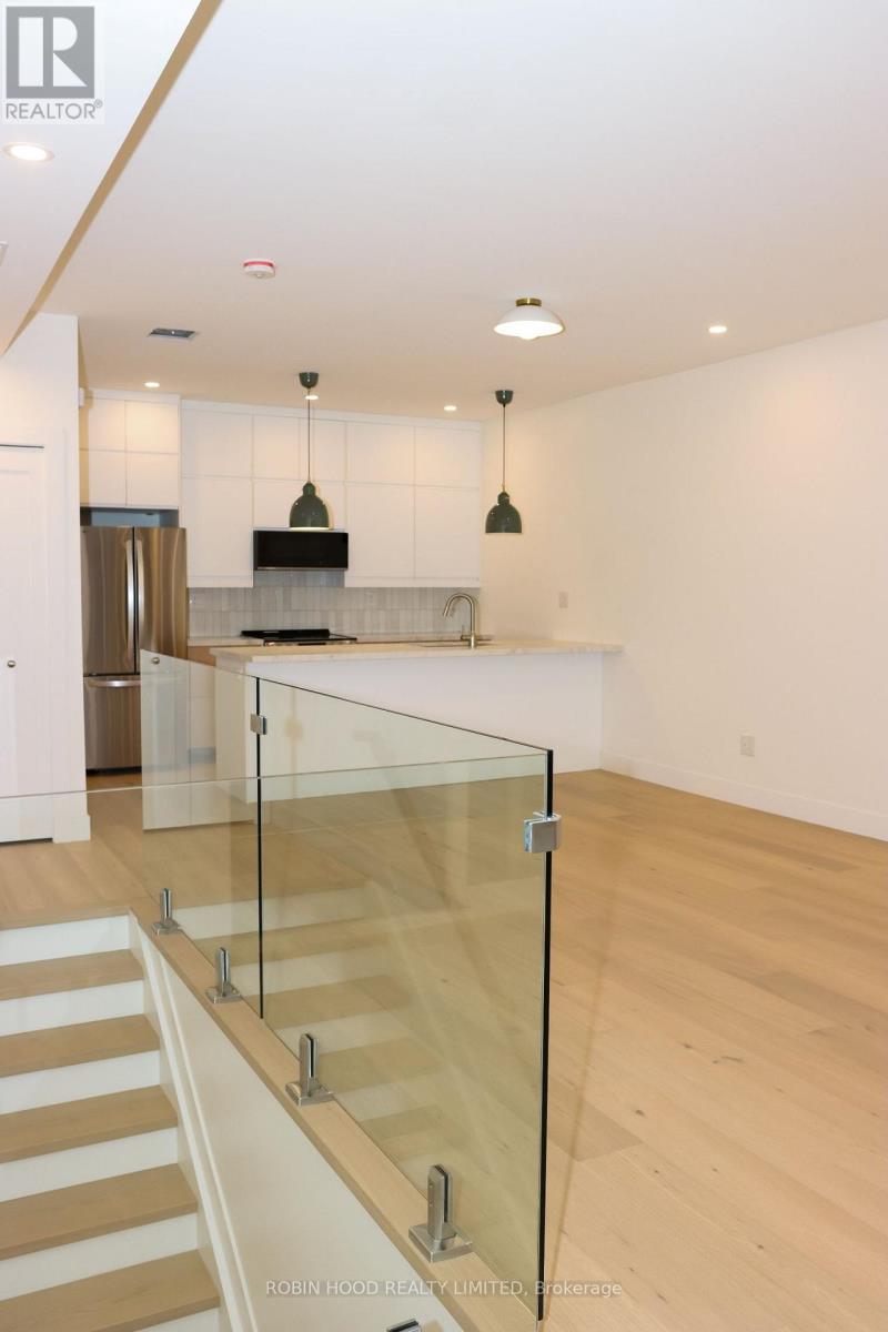 2 - 247 Pacific Avenue, Toronto (High Park North), Ontario  M6P 2P7 - Photo 3 - W14097720