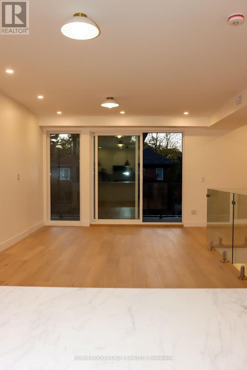 2 - 247 Pacific Avenue, Toronto (High Park North), Ontario  M6P 2P7 - Photo 9 - W14097720