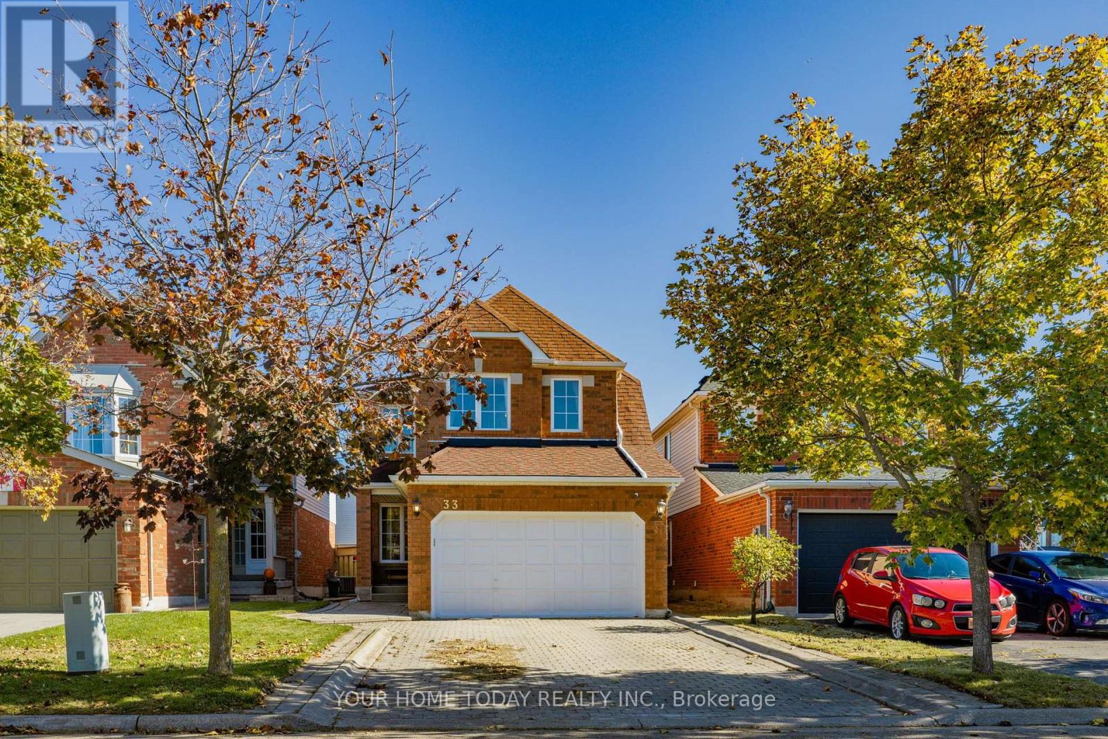 33 Preston Street, Halton Hills, Ontario  L7G 5V5 - Photo 1 - W14097746