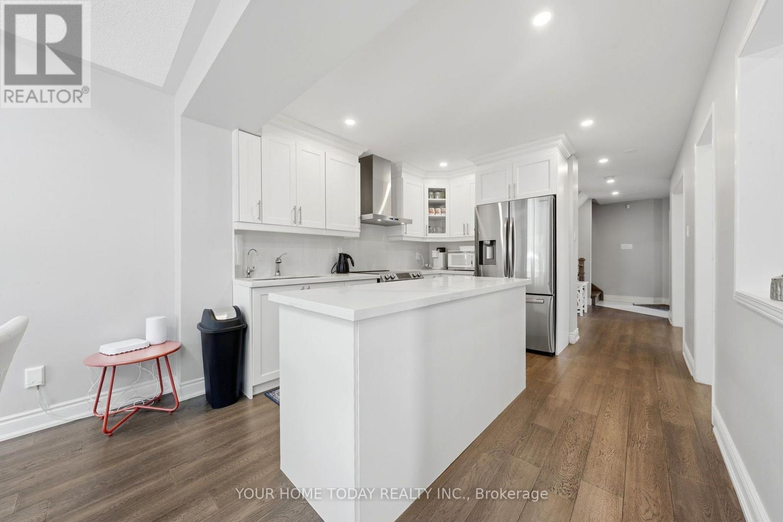 33 Preston Street, Halton Hills, Ontario  L7G 5V5 - Photo 10 - W14097746